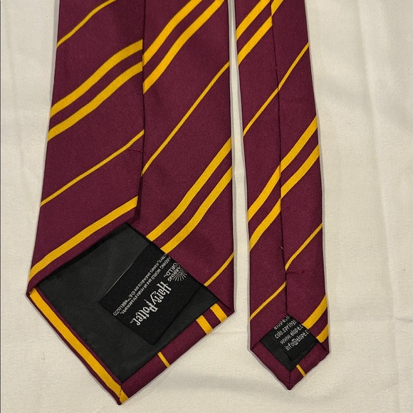 Harry Potter Griffindor Burgundy and Gold Striped Tie Adult Cosplay Costume - Picture 9 of 16